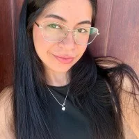 Valeria R.