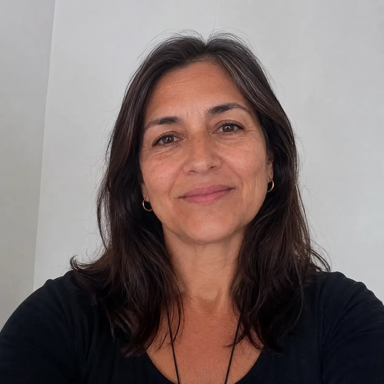 Marcela Quiñones, curadora de la Biblioteca Definitiva de Tejido
